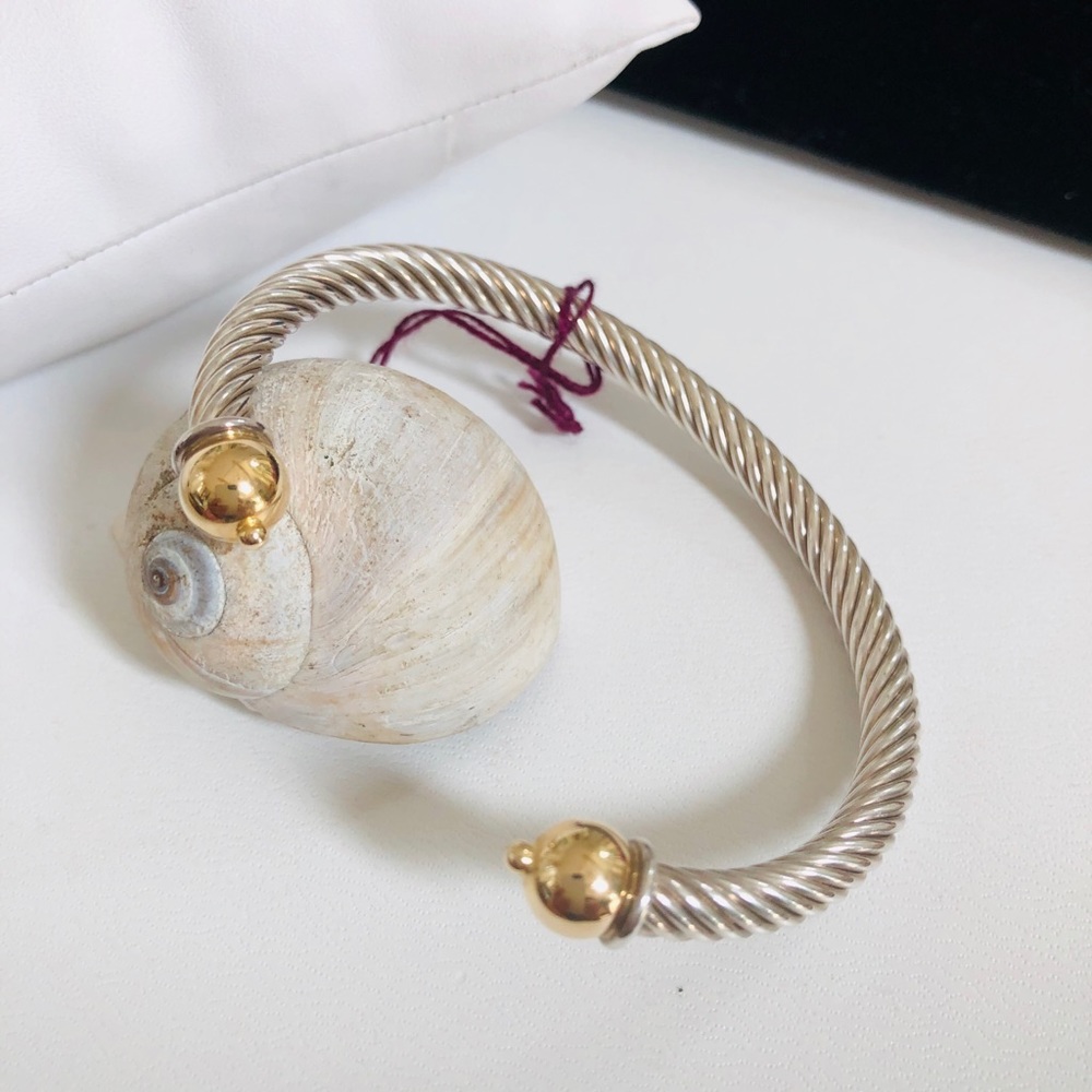 Cape cod two ball bracelet. - Picture 2 of 4